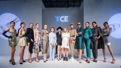 七月份服装爆料新闻,最新服装爆料盘点,潮流趋势一网打尽 第1张 七月份服装爆料新闻,最新服装爆料盘点,潮流趋势一网打尽 第1张