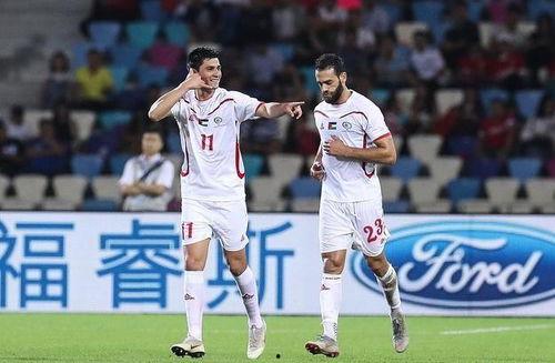 足坛最新爆料新闻视频,揭秘球星转会内幕与赛场风云 第3张 足坛最新爆料新闻视频,揭秘球星转会内幕与赛场风云 第3张